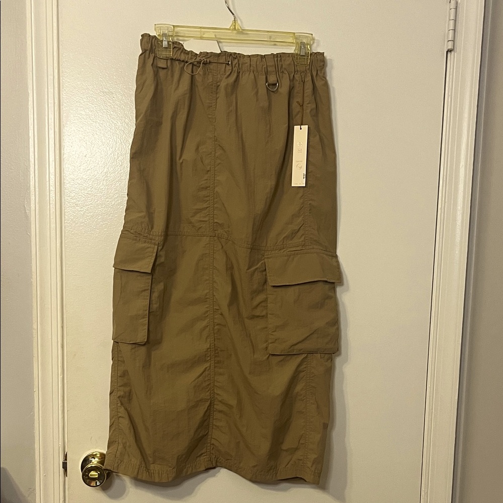 Love Tree Beige Skirt with Stretch Waist